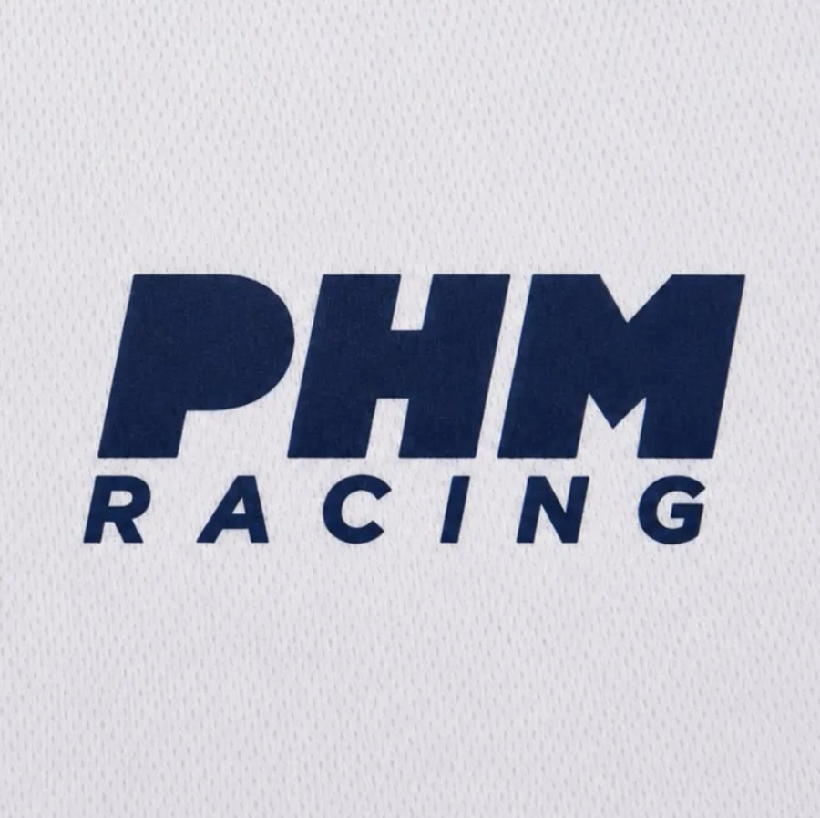 Logo-Branding auf einem CAP Polo-Shirt.